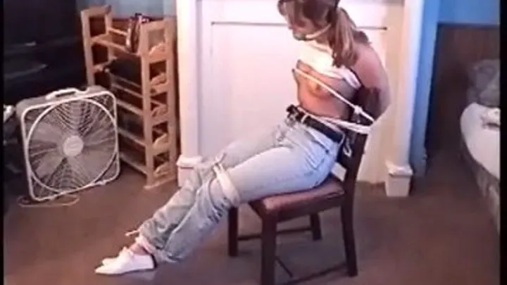 Tyler Scot ballgagged and chairtied!