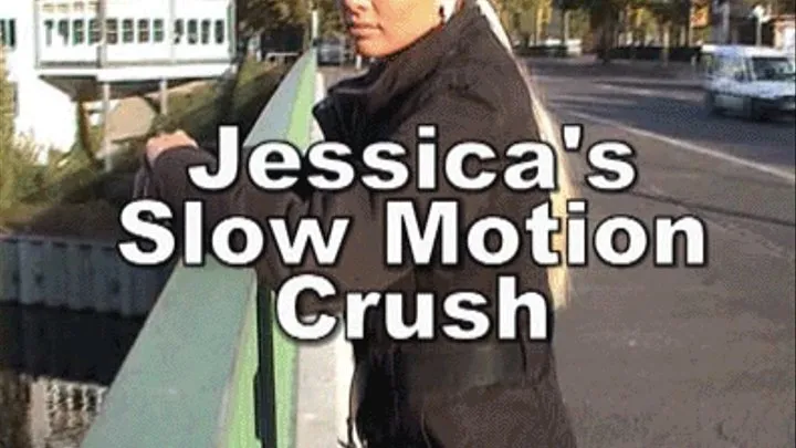 a-0445 Jessicas Slow Motion Crush 2