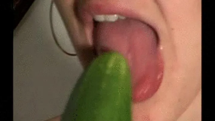 LAYLA TONGUE ON COCUMBER