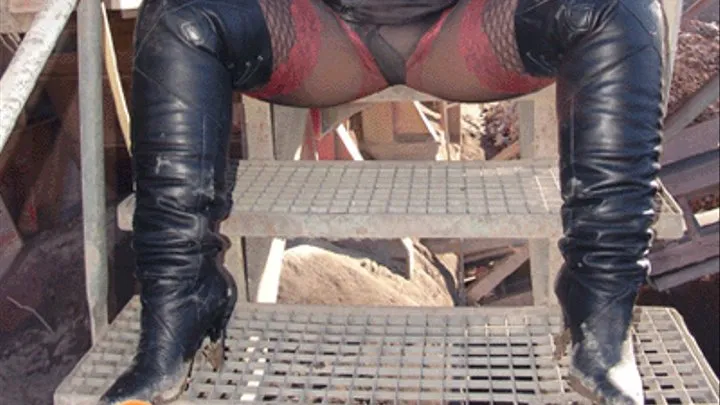 Boots Vamp - Lady Schokomaus - FemDom - Vol. 2