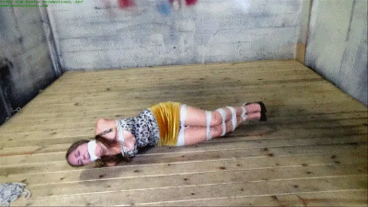 Hapless wench brutally hogtied