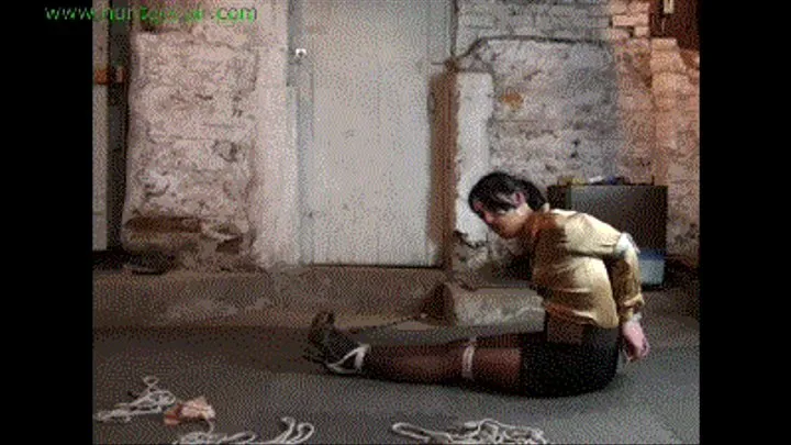 Step-Sisters brutally hogtied in the basement (repost) ( 7000kbps)