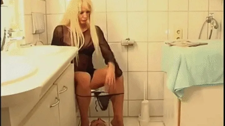 DIVA SILKE - '' Hot and naughty Toilet Slavery with my dirty Slave Piggie 666 '' - Full Version