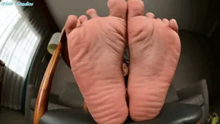 Lil Honey bear back with her meaty soles