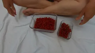 Getting naughty with red currants (2022)