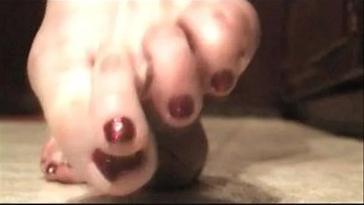 Bare feet close up em