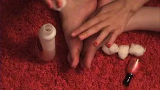 Remove polish on finger nails yw