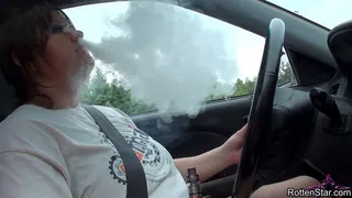 Everyday Vaping and Driving (RS2075)