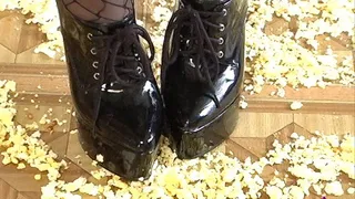 6 Popcorn Crushing in Black Heels