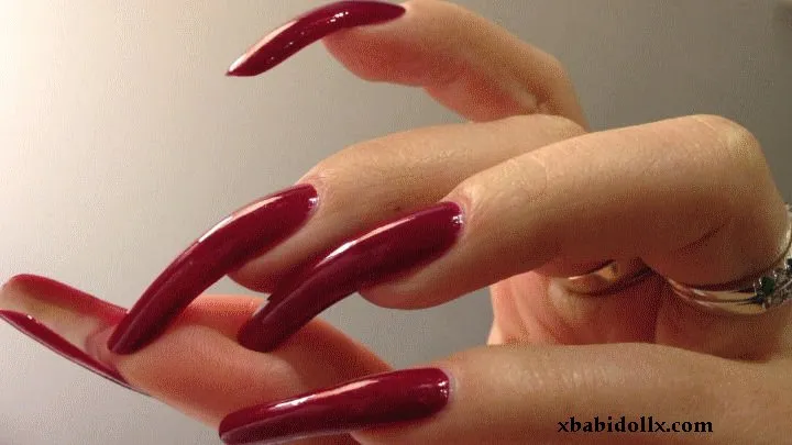 Long nails fetish...