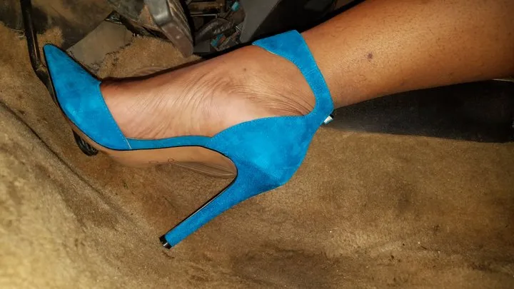 GiGi Stuck in Blue Pumps