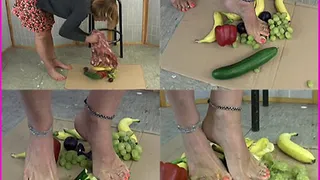 Jessica crushes a mix of Fruit and Vegetables