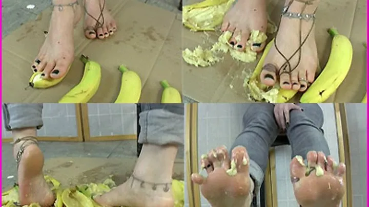 Dasha's Barefoot Banana Squish