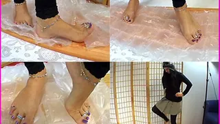 Aloha`s Bubble Wrap Stomp (+ Bonus Clip)