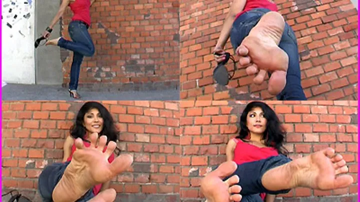 Nikita shows her gorgeous Soles