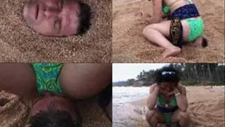 Thailand - Beachsitting in the Sand