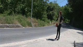 shoes cleaning for a pretty hitch-hiker