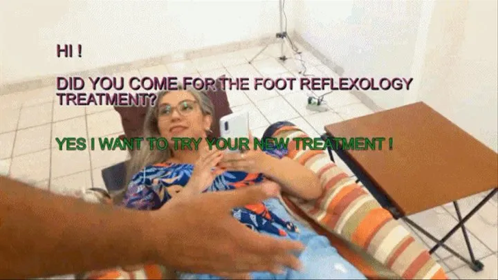 Cristal in the foot tickling reflexology treatament