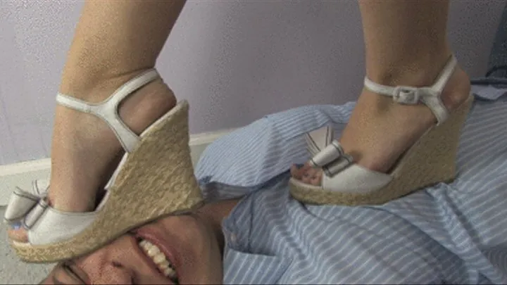 Wedge Sandal Trampling