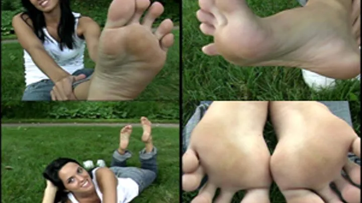 Miranda's Foot Show On The Grass (Full Version)