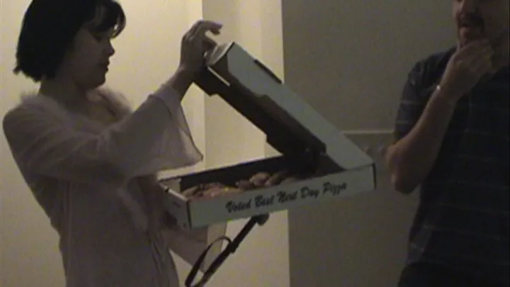 Lonely Housewife Pizza Boy to Worship Her Ass -Part 2