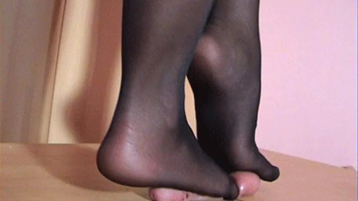 BLACK NYLONS