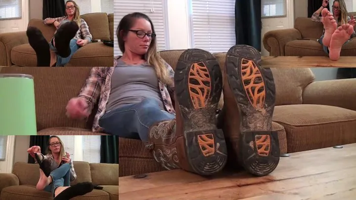 Redneck Addison Shows Her Redneck Feet