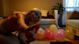 Paula Balloon Pricks
