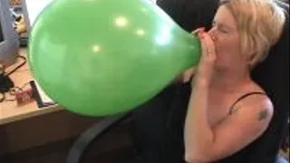 Balloon Fun With Fayth! (Part 3)