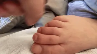 CUMMED TOES