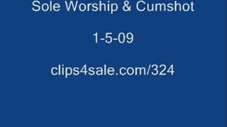 Sole Worship & Cumshot