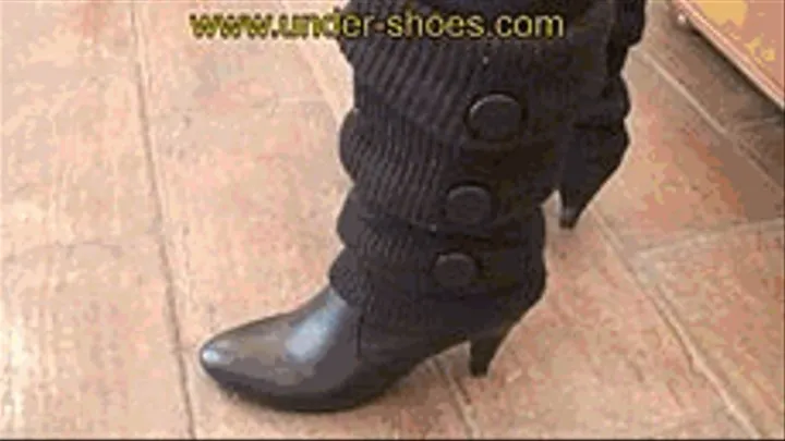 The black Panther savage high heels boots trample and extreme balls punishement (HOT VIDEO)