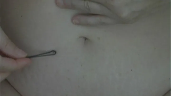 Kinky Belly Button Play 2