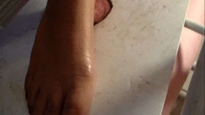 Cock Trample under her sweaty barefeet