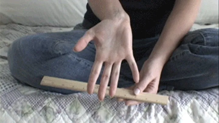 Sasha's Hand Measurement ( )