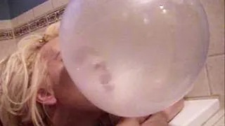 Bubbel Gum Bubble Bath - Part 2