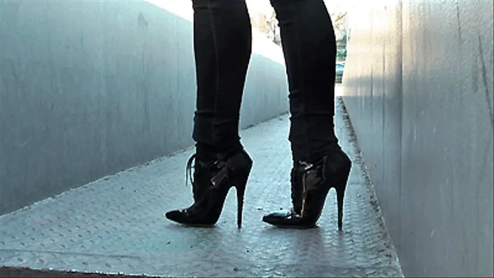 One Day In Locked High Heel Boots - Part 1 C .mpg2 hd