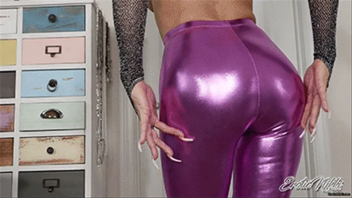 Stroke For Shiny Spandex MILF Ass