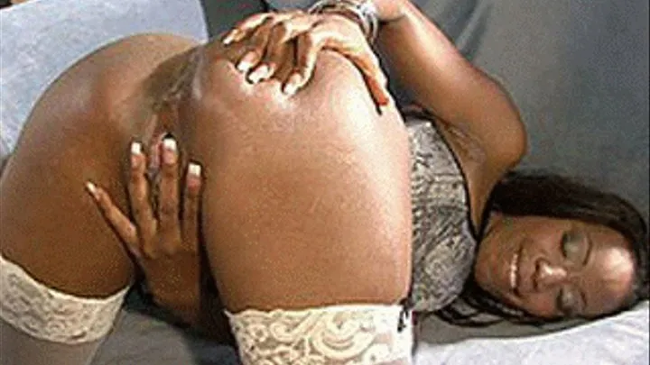 Pulsing monster cock reigns in nylon-clad ebony tease - low