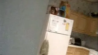 sneezing in kitchen