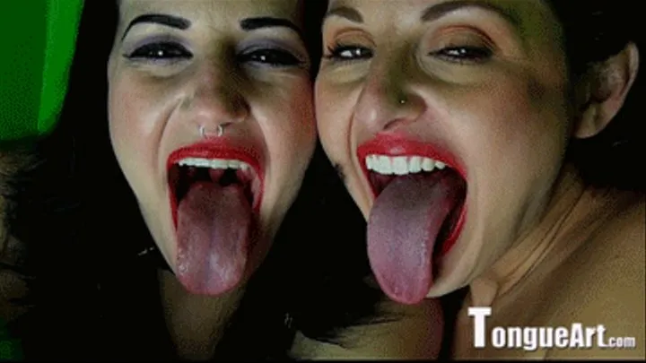 Lola Nyxon Tongue Play