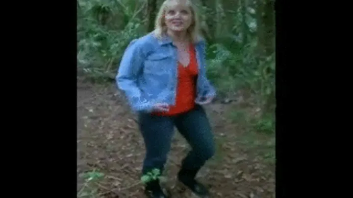 n472 #theslutcub Slut Rebecca Playing In The Woods Enjoys Taking A Pee