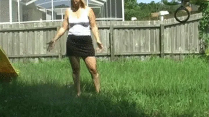 a463 #fetish Slut Rebecca Fun With Water In The Back Yard