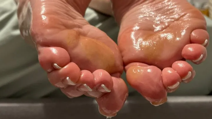 Oiled up Soles