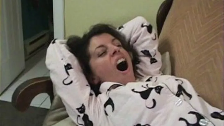 Sexy Tiffany Yawning and bed time ( Low Speed )