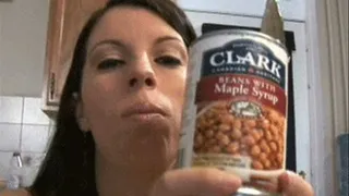 Maple Sirup beans and loud table farting