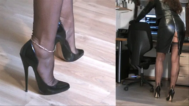 Lady In Leather, Nylons & Extreme Low Cut Pumps .mpg2