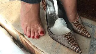 Italian Low Cut Stilettos - In The Snow - Part 3