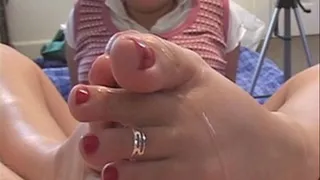 THIS VIDEO DOES NOT HAVE HER FOOT FUCKING MY ASS FULL