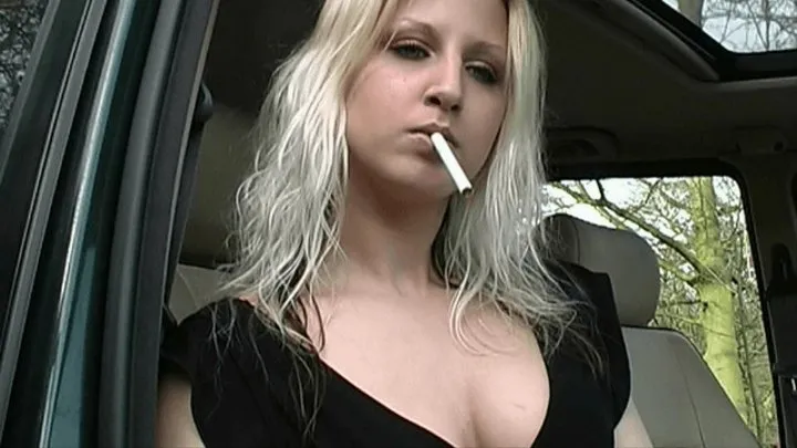 Sarah Smokes in Car